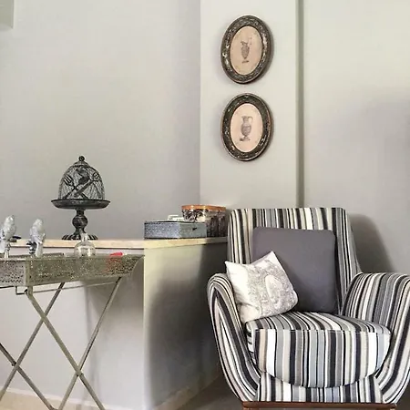Centrally Located Stylish With Pool & Garden In Gocek, Fethiye, Turkey Apartamento